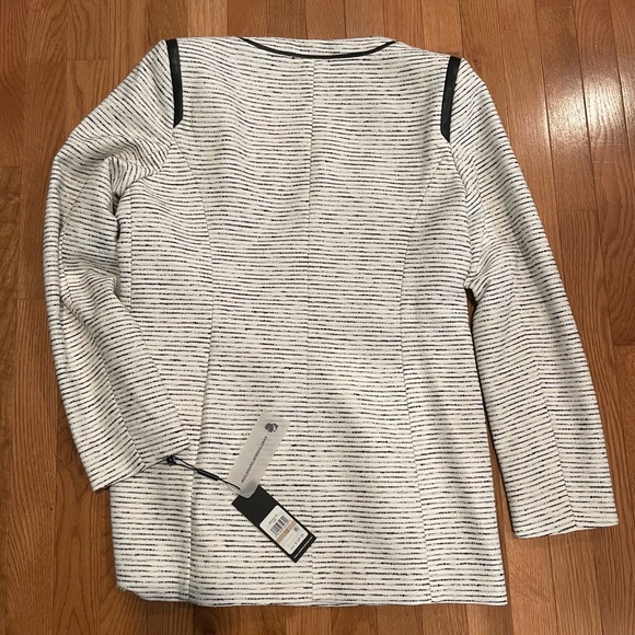 Karl Lagerfeld Woman’s Long Blazer Jacket Size 12 - Picture 4 of 5